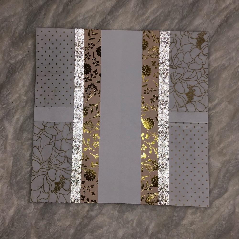Pre-made scrapbook page w clear protector